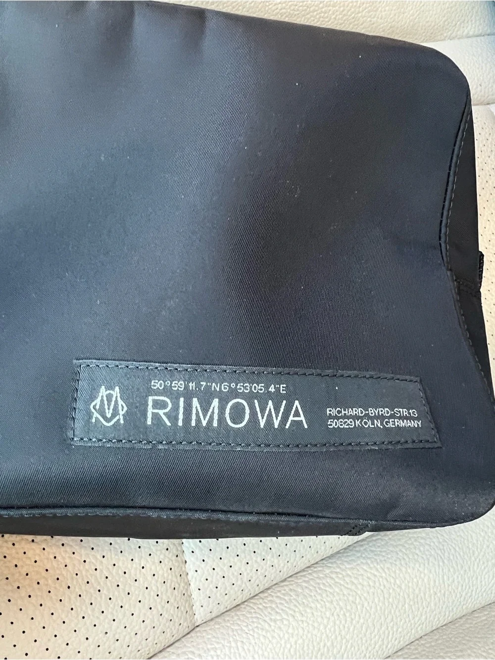Authentic RIMOWA black travel pouch Toiletry Bag Makeup bag